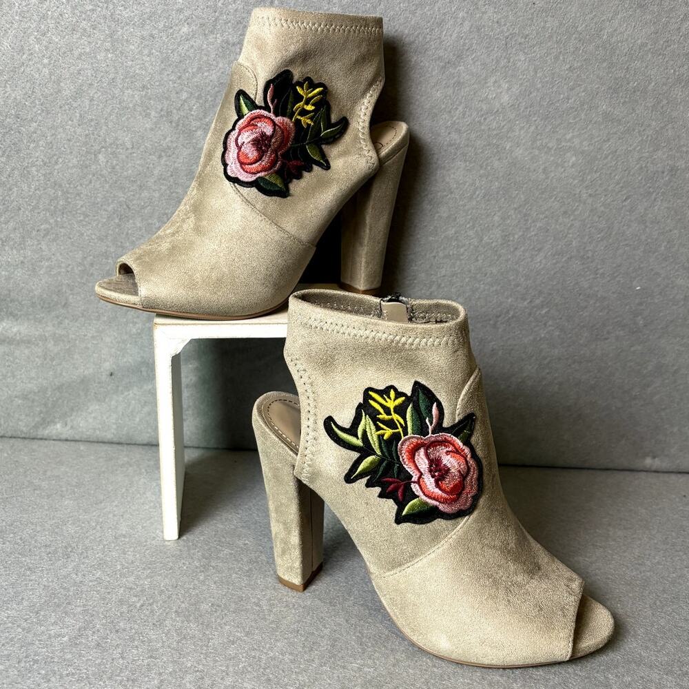 Flower Festival Western Boho Open Toe Zipper Ankle Tan Suede Boots NEW 7